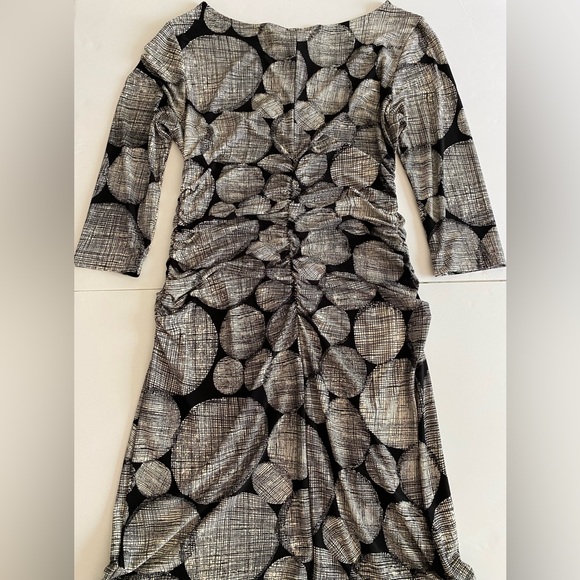 Kamala Kulture Body Fitting Dress - Picture 4 of 7